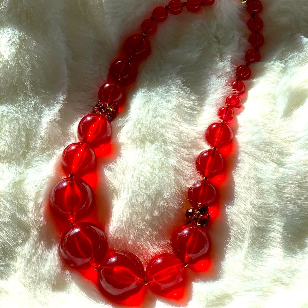 Kate Spade red bead necklace